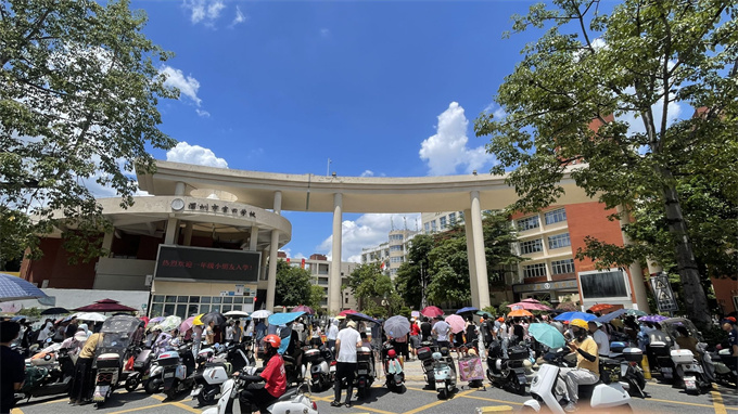 石岩水田小产权房《石岩星座》三房总价59.8万/套，电梯精装交付(图2)