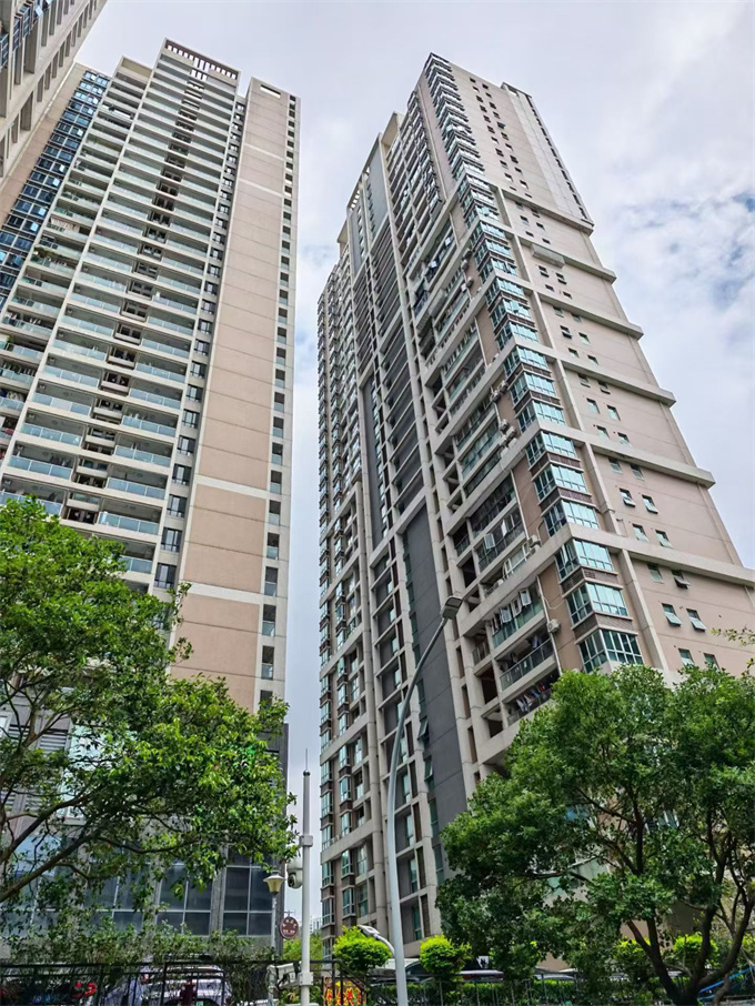 南山稀缺统建楼出售《龙珠军苑》850户花园小区(图1)