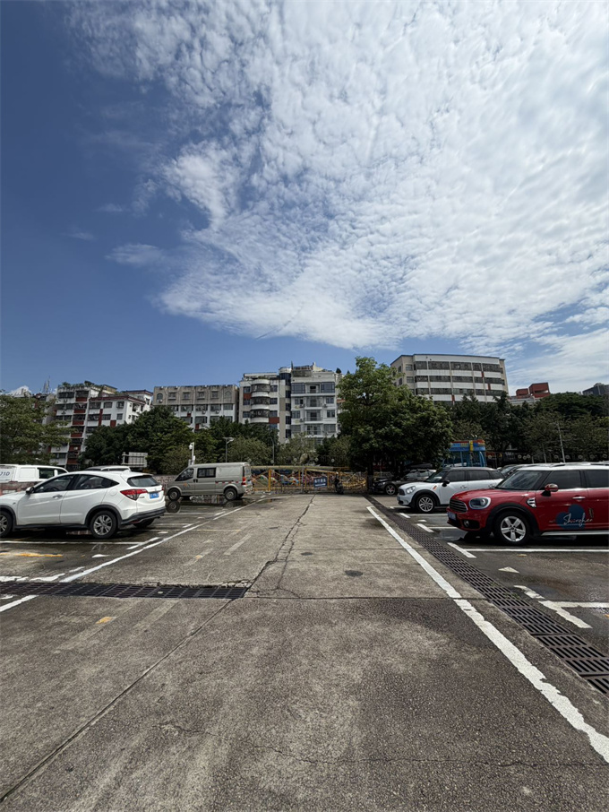 布吉长龙小产权房《文瀚苑》总价33.8万起,马路第一排、精装修(图2) 布吉长龙小产权房《文瀚苑》总价33.8万起,马路第一排、精装修(图2)