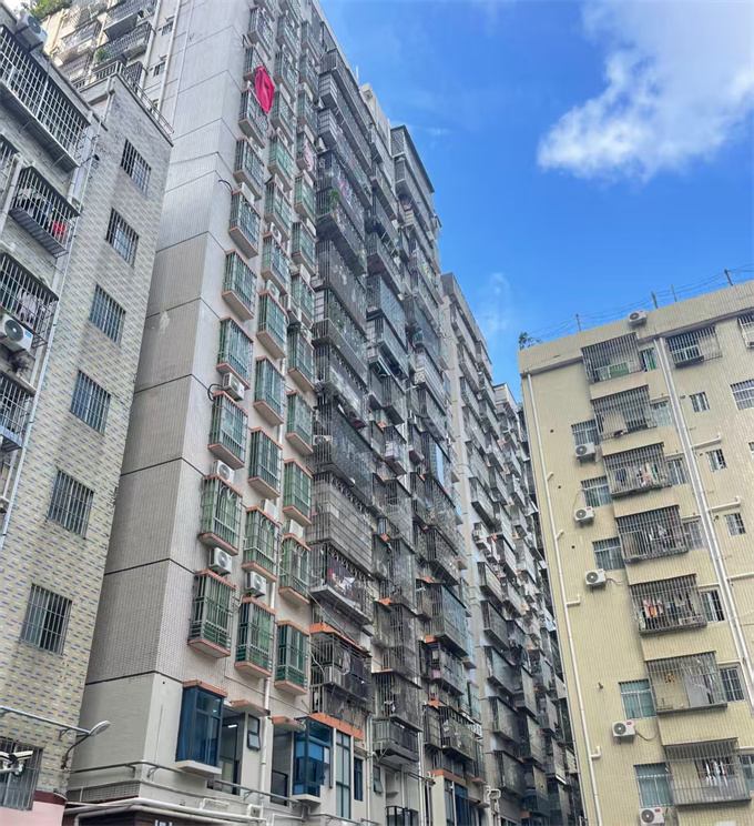 坂田杨美地铁口新盘【尚品云筑】三房79.8万原始户型，精装修/自带停车场(图2)